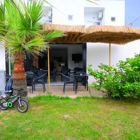 Bashkim Apartamento *