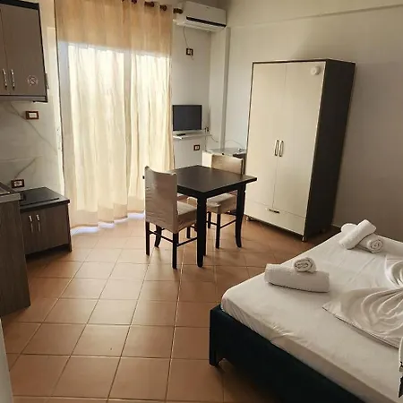 شقة Bashkim كساميل